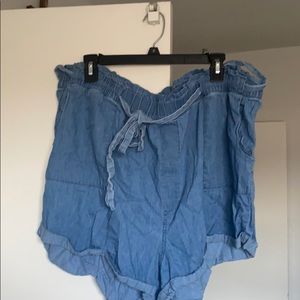 Paper bag jean shorts